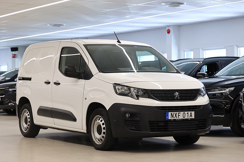 Peugeot Partner 1.5 L2 102hk V-inrett Värmare Drag MOMS