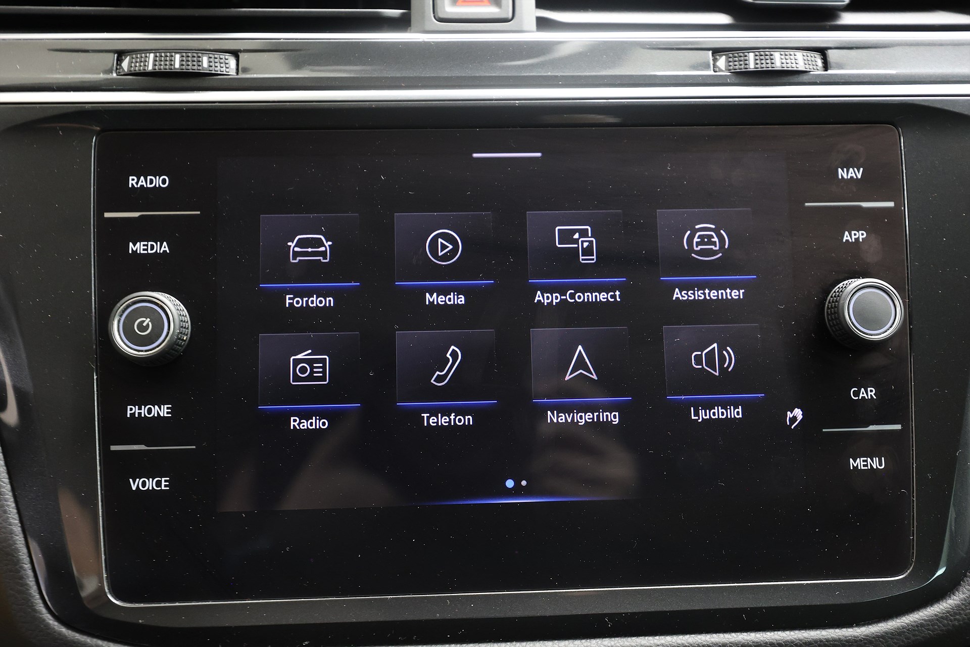 Volkswagen Tiguan 1.5 TSI 150hk *Hjulkampanj!* B-kamera Drag PDC