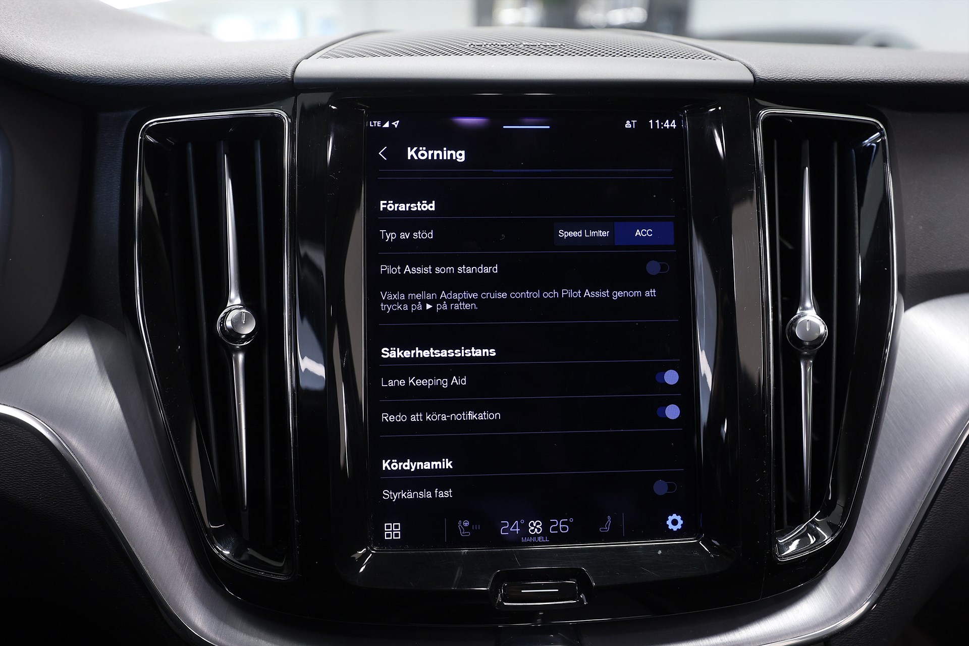 Volvo XC60 Recharge T6 AWD 340hk *Kampanj* Momentum 360° H/K Pano