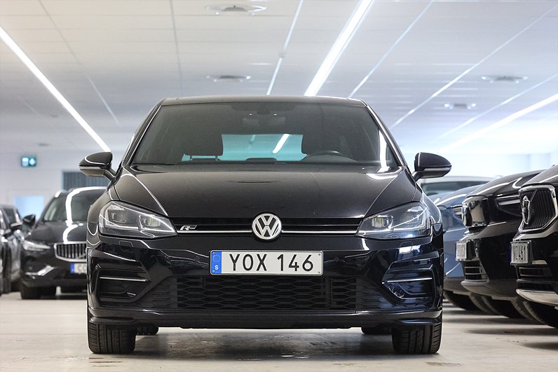 Volkswagen Golf 1.4 TSI 150hk R-Line Dynaudio Pano Värmare