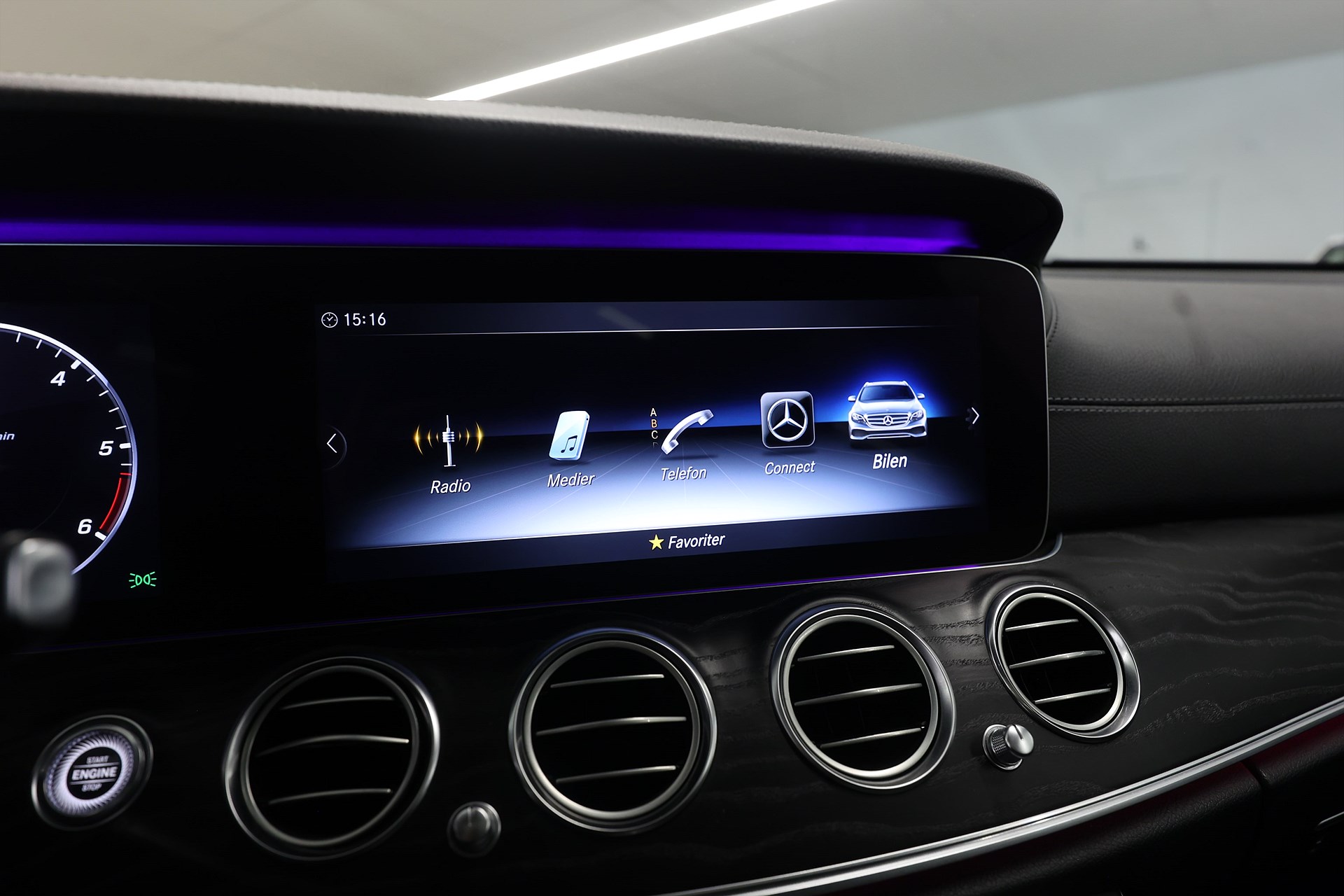 Mercedes-Benz E 200 T d 150hk AMG Pano 360° Alcantara Night Paket