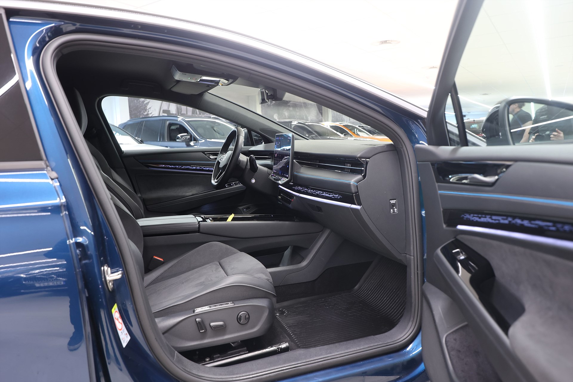 Volkswagen ID.7 Pro 286hk HUD 360 Massage Navi