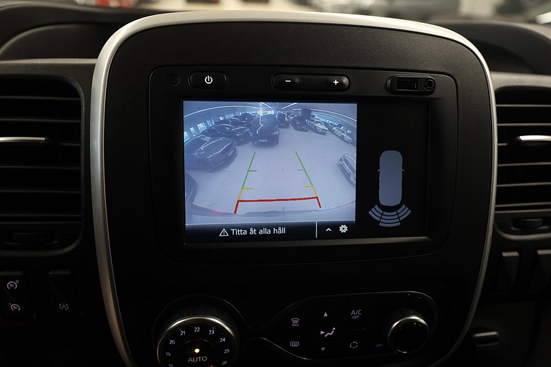 Nissan NV300 2.0 dCi 145hk L2 Drag Värmare B-kamera Navi