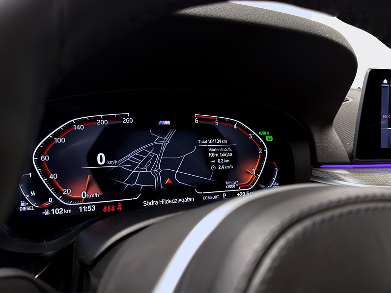 BMW 520d xDrive Sedan 190hk M Sport H/K Drag B-Kamera
