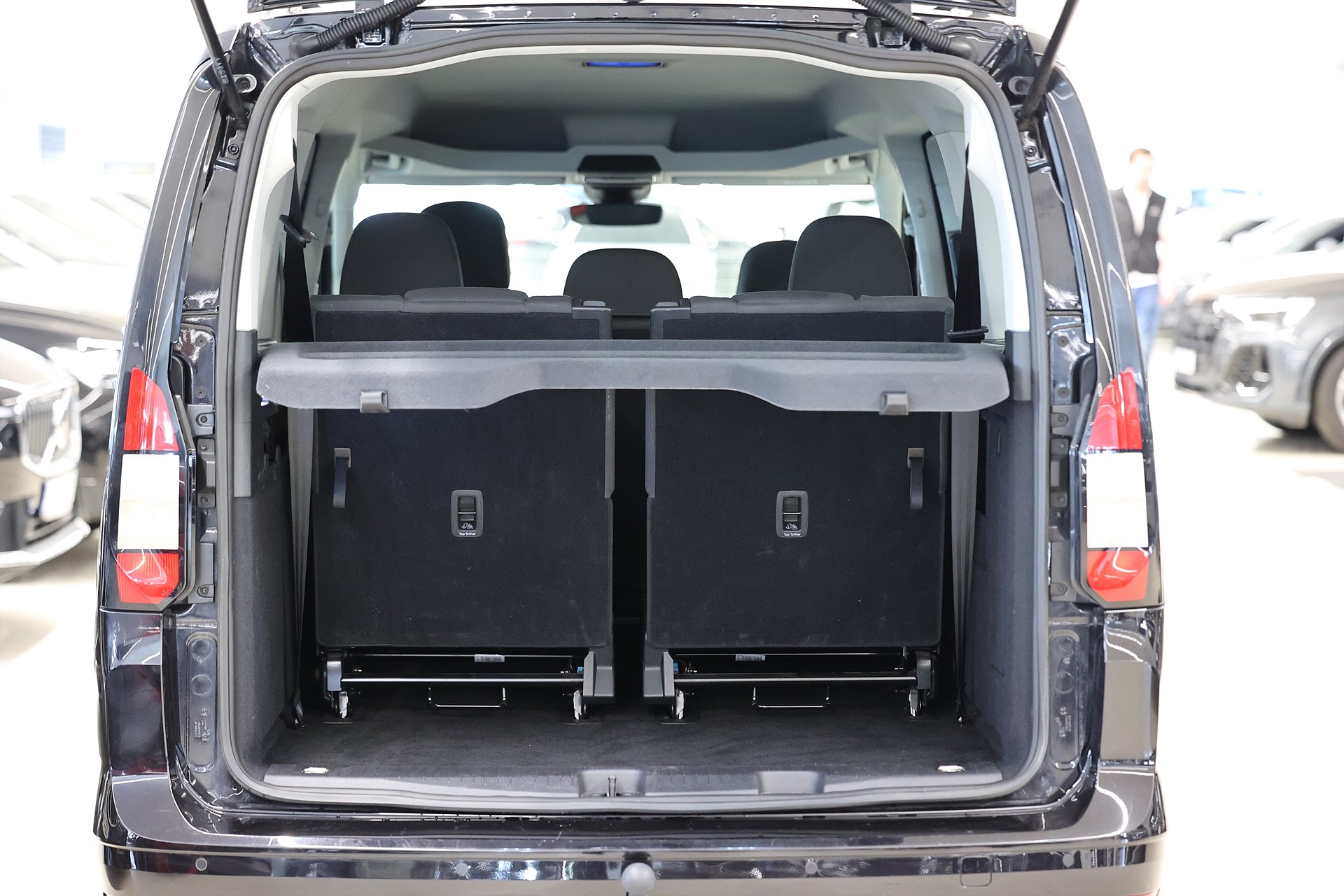 Ford Grand Tourneo 2.0 EcoBlue 122hk Keyless 7-sits B-kamera Nav