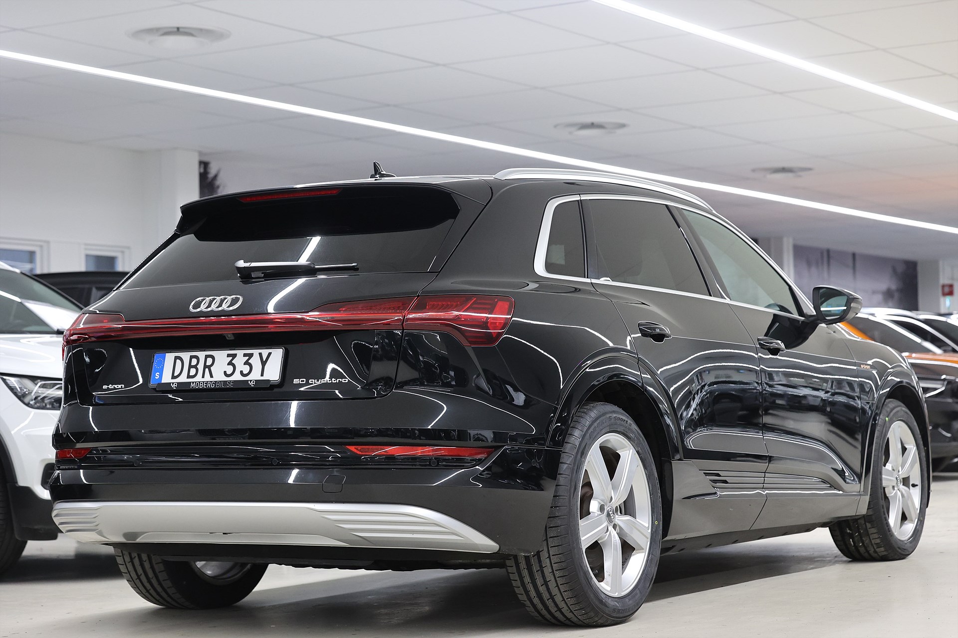 Audi e-tron 50 Quattro 313hk *Hjulkampanj!* Proline Navi B-kamera Drag MOMS