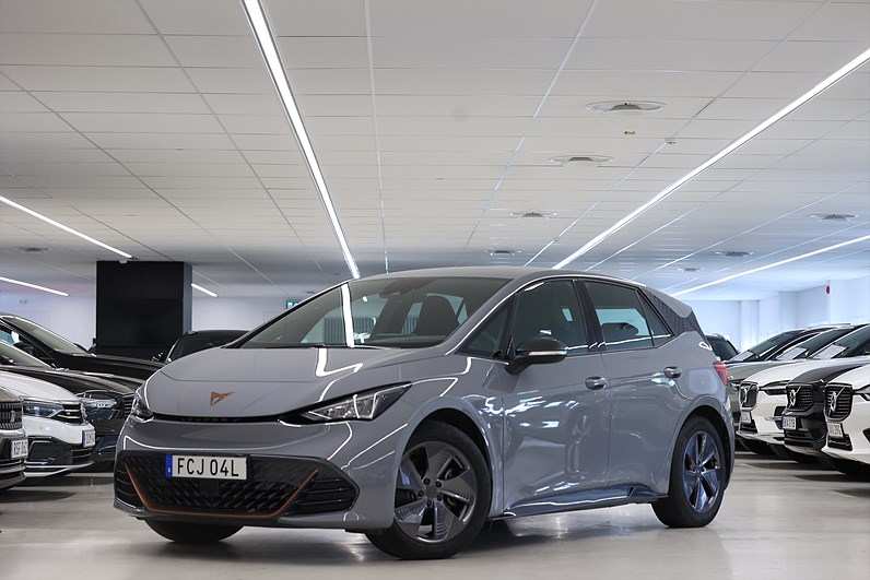 Cupra Born 58 204hk 578km räckvidd Värmare Carplay PDC MOMS