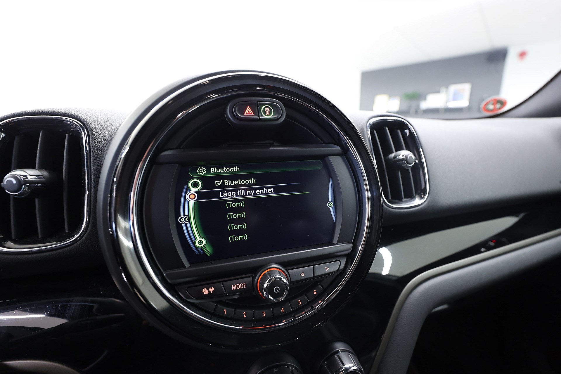 Mini Cooper Countryman SE ALL4 Pepper Keyless Navi PDC MOMS