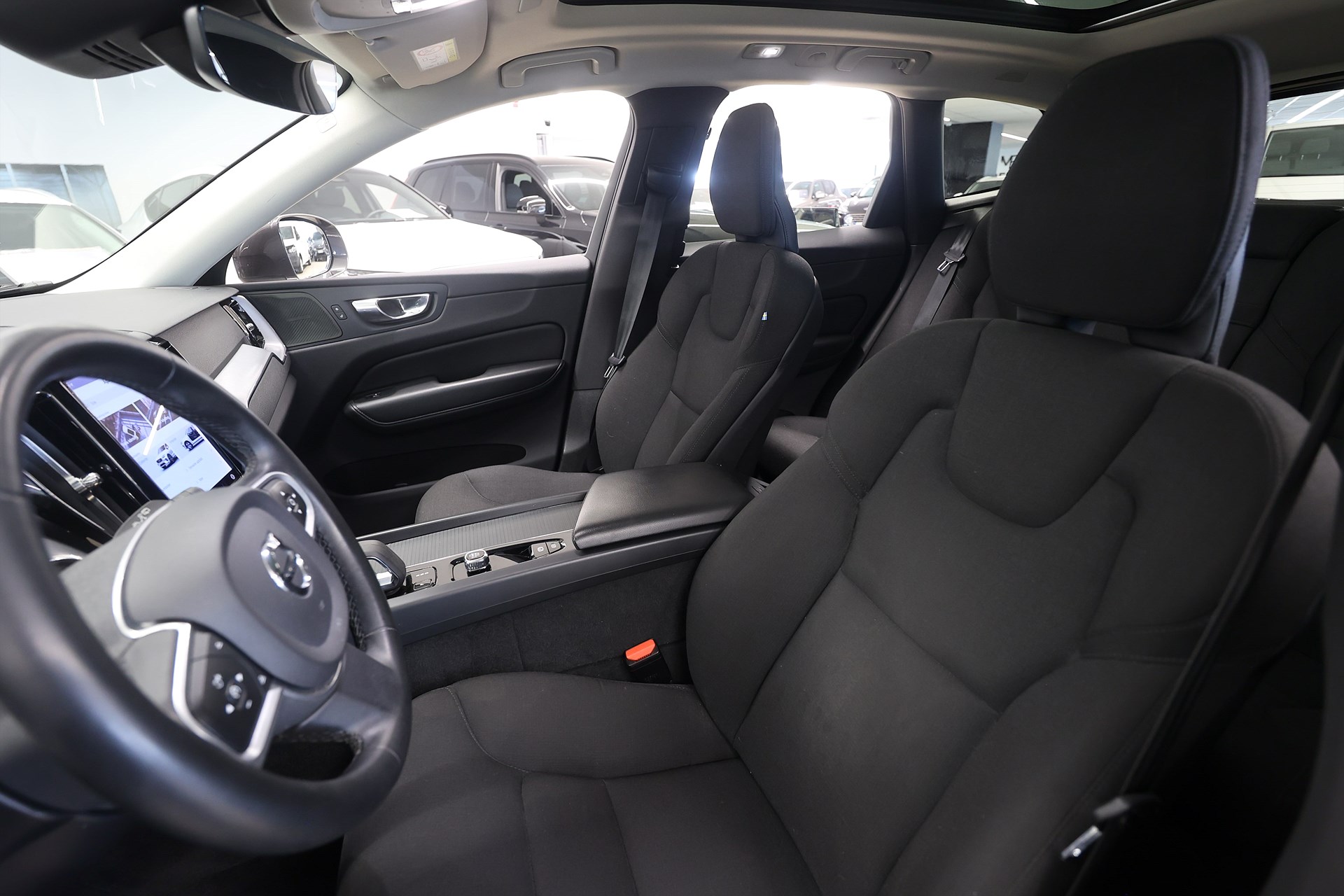 Volvo XC60 Recharge T6 AWD 340hk *Kampanj* Momentum 360° H/K Pano