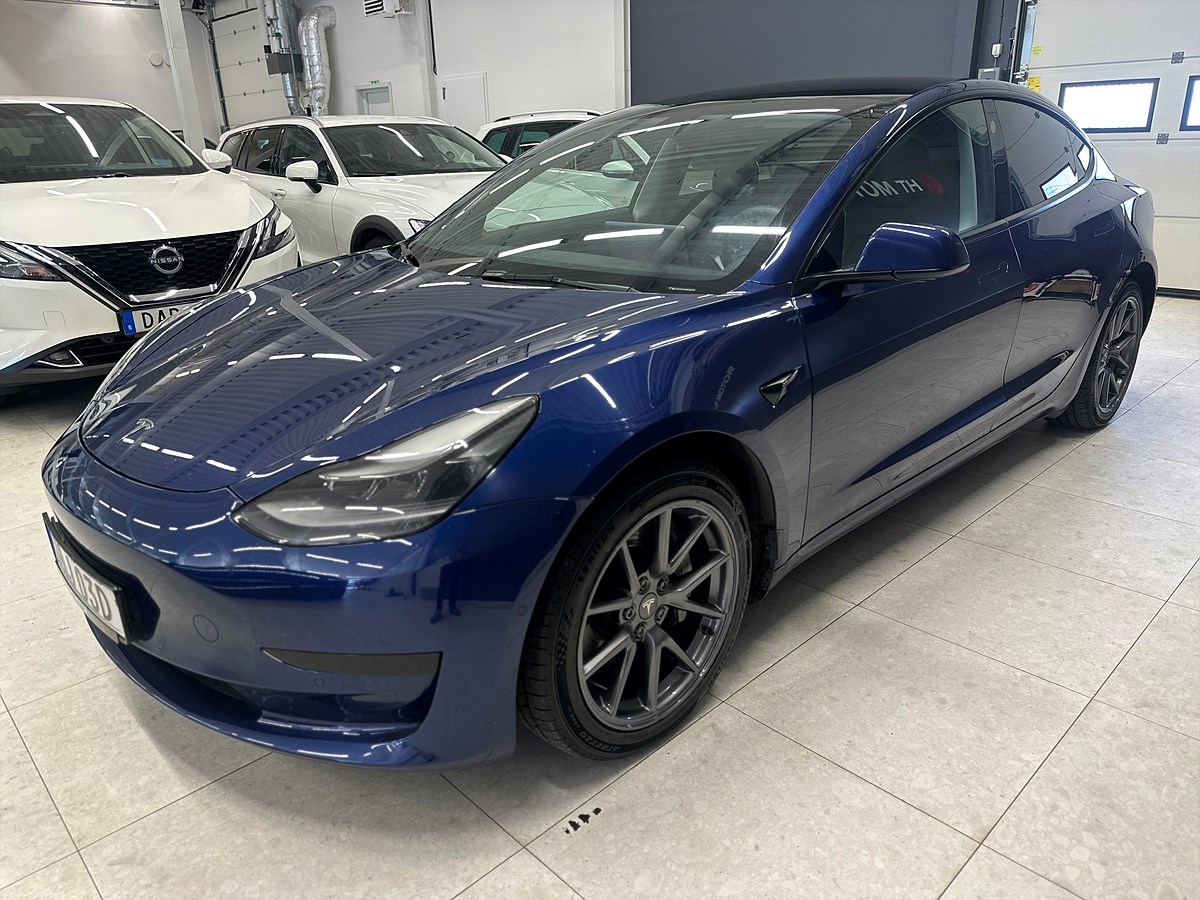 Tesla Model 3 – bild 4