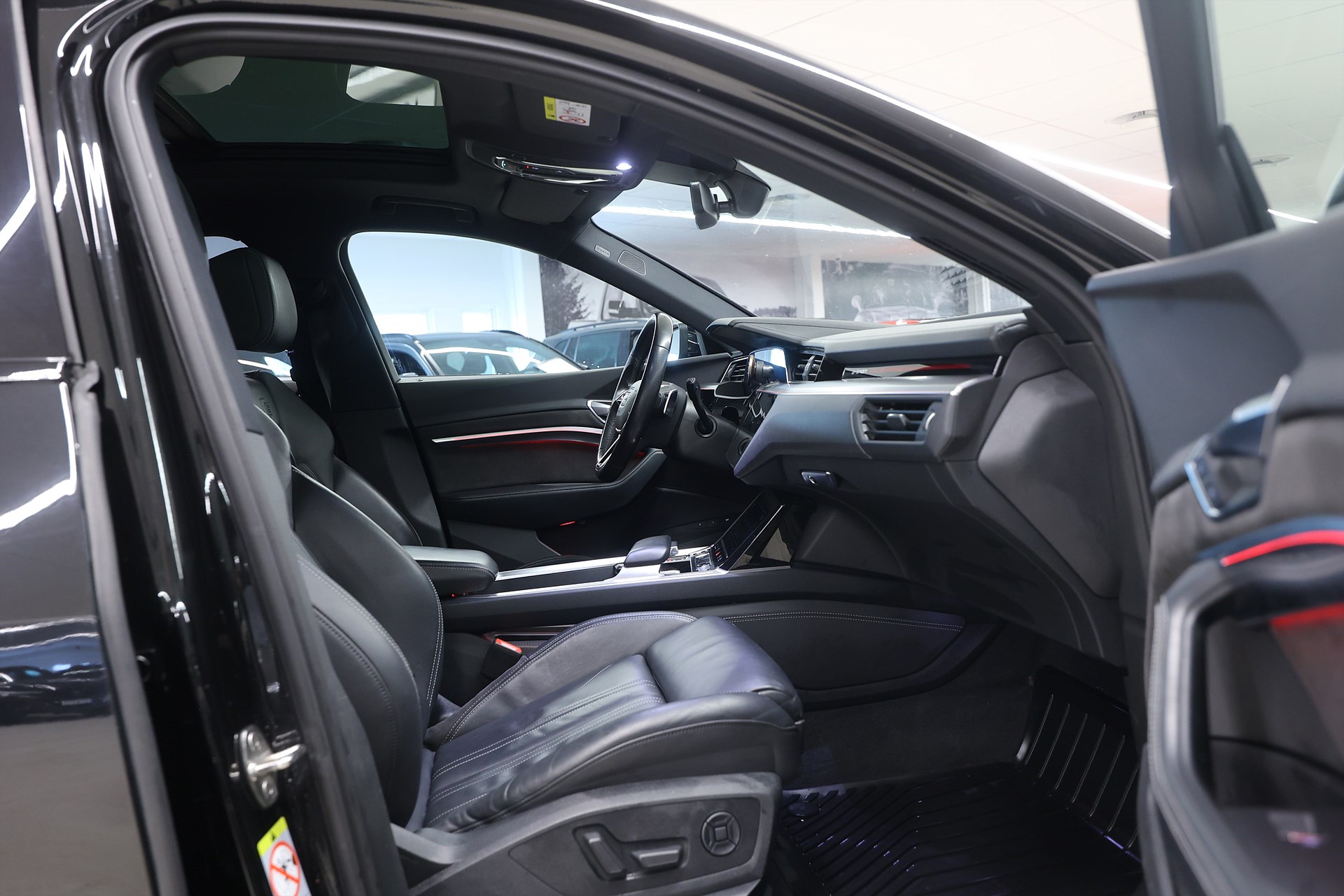 Audi e-tron 55 Quattro 408hk S Line B&O Läder Pano 360