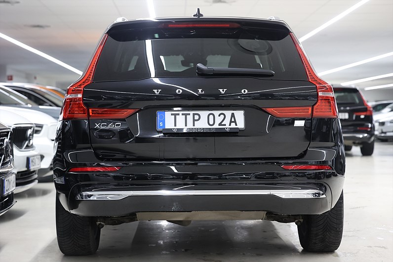 Volvo XC60 Recharge T6 AWD 350hk *Hjulkampanj!* Core Läder