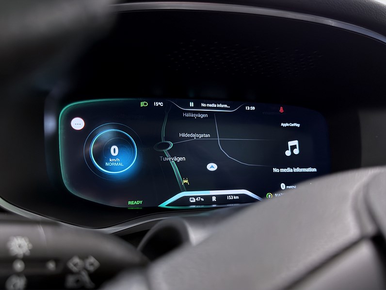 Automatisk 180hk Läder 360 CarPlay Pano
