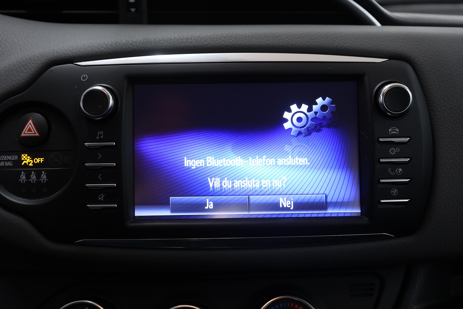 Toyota Yaris 1.5 111hk *Hjulkampanj!* Active B-kamera Bluetooth Farth