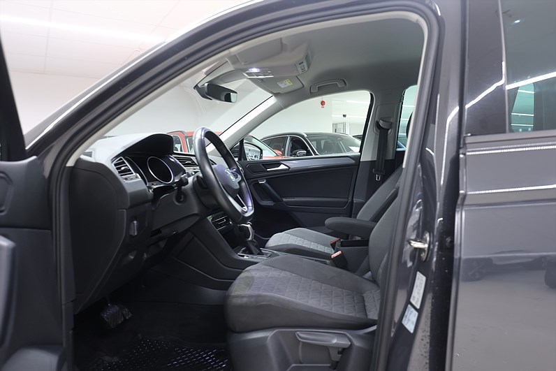 Volkswagen Tiguan 1.5 TSI 150hk Winter Drag B-kamera