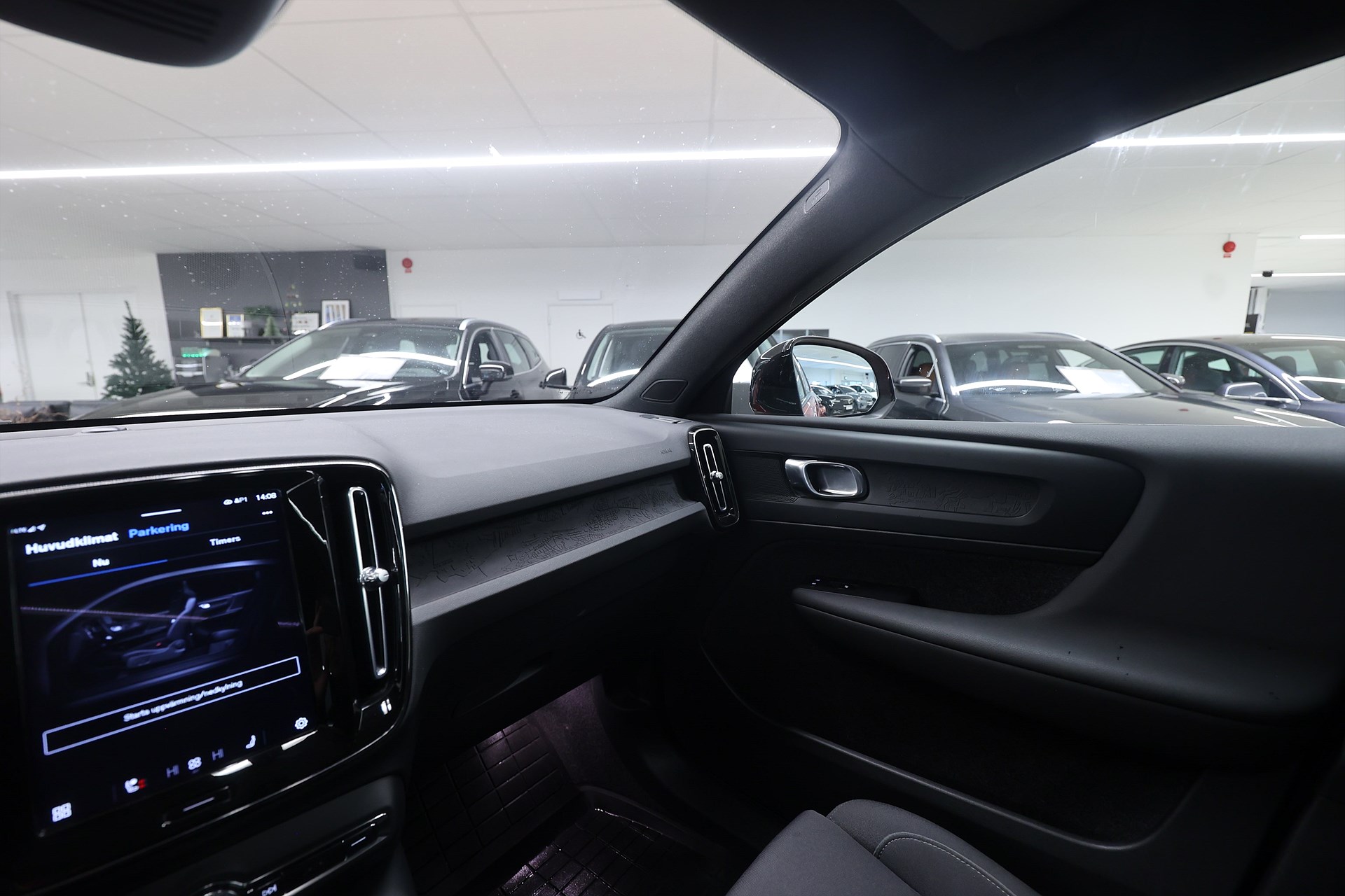 Volvo C40 Recharge Single Motor 231hk Core Dark