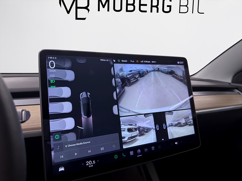 Tesla Model 3 Long Range AWD 440hk Pano
