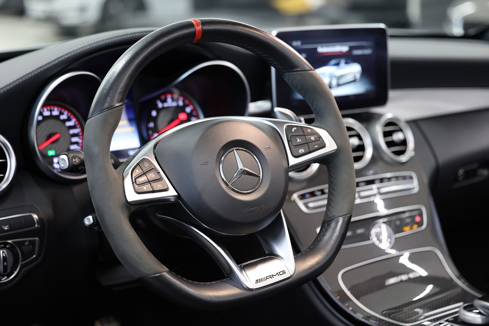 Mercedes-Benz AMG C 63 S Cab 510hk Performance Burmester HUD