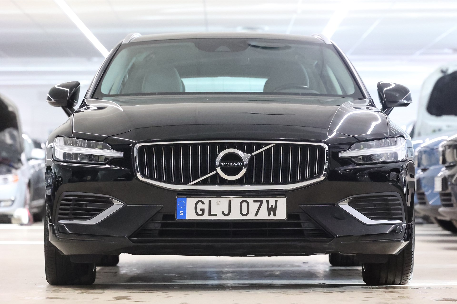 Volvo V60 Recharge T6 AWD 340hk Inscription Exp Läder Keyless Drag PDC