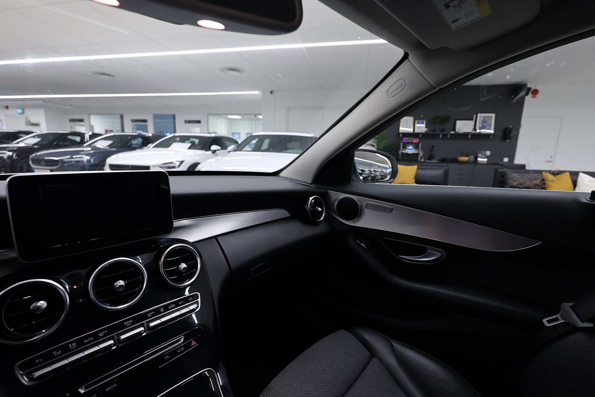 Mercedes-Benz C 220 D 4Matic AMG Line B-Kamera LED Navi