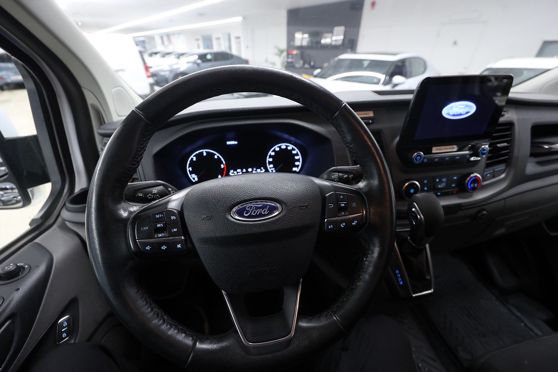 Ford Transit Custom 2.0 EcoBlue 130hk V-inrett Drag