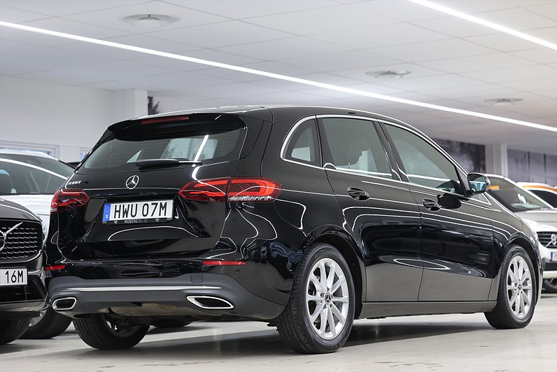 Mercedes-Benz B 180 136hk *Hjulkampanj!* Drag B-kamera Navi