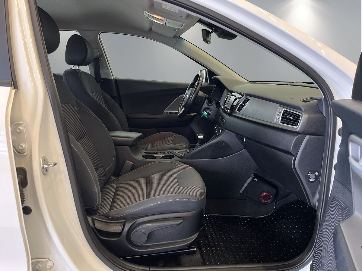 Kia Niro P-HEV DCT, 141hk, 2019