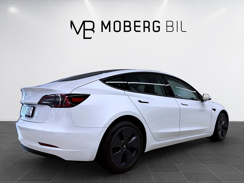 Tesla Model 3 Standard Range 283hk Pano Navi B-Kamera