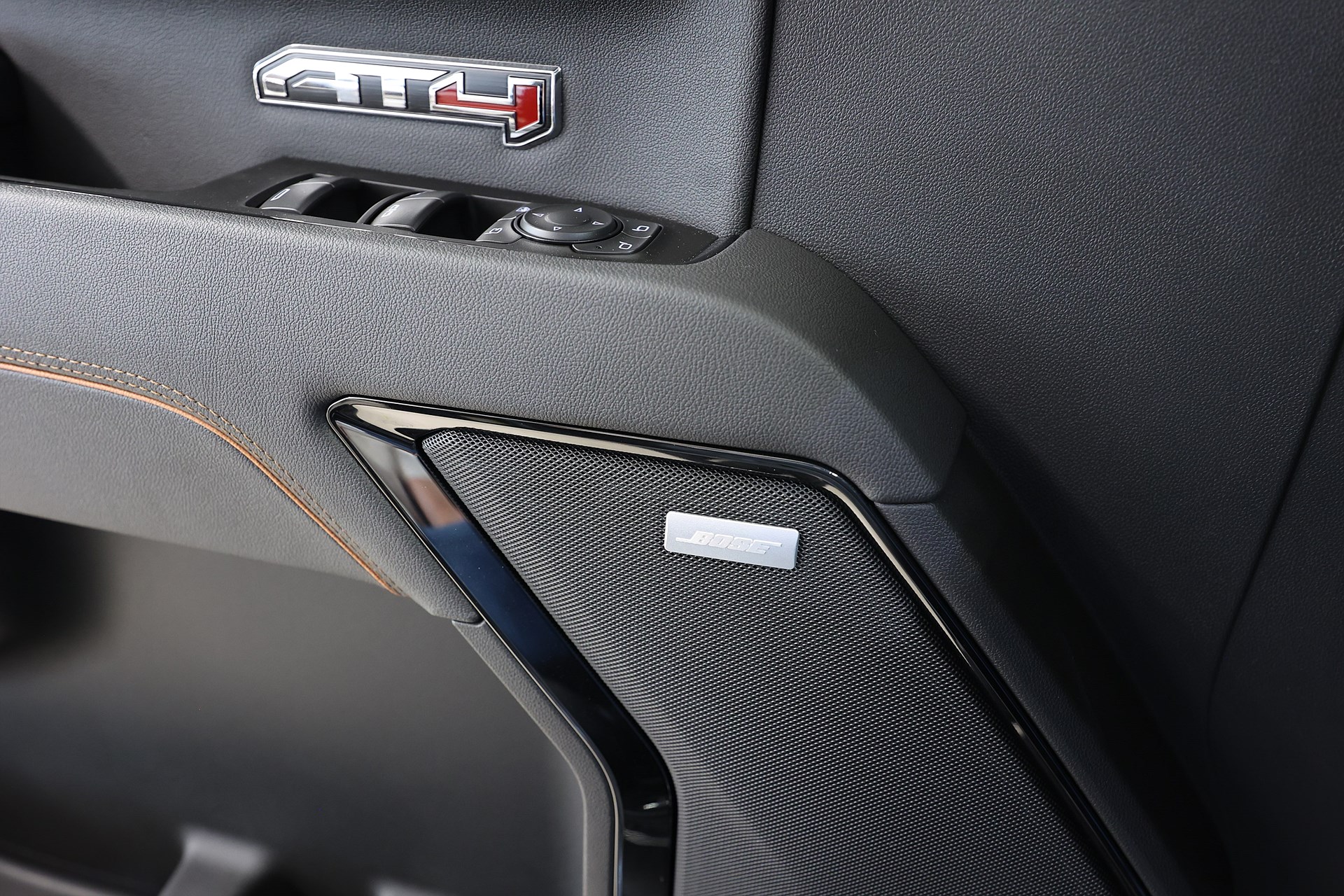 GMC Sierra AT4 3.0L Duramax Premium Tailgate HUD BOSE