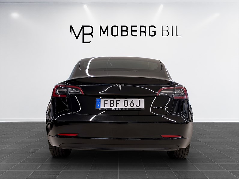 Tesla Model 3 Long Range 498hk AWD Pano Läder Navi B-Kamera