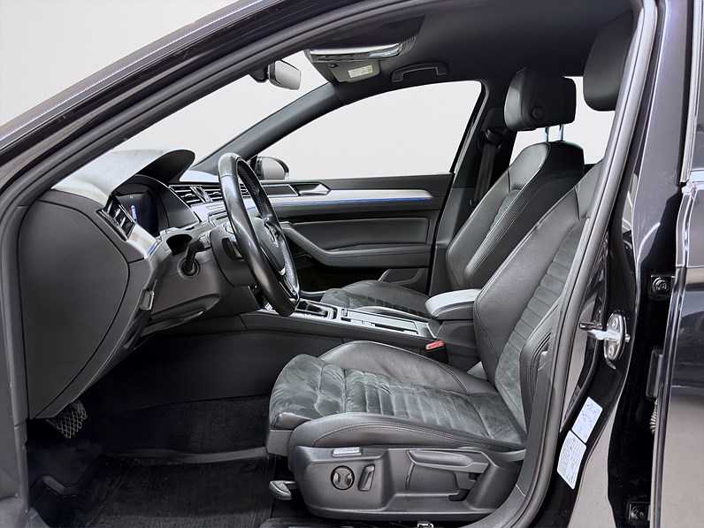 Volkswagen Passat SC GTE 218hk Cockpit IQ Drag B-Kamera