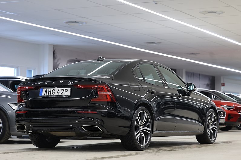 Volvo S60 T8 AWD 392hk *Kampanj!* R-Design HUD H/K 360
