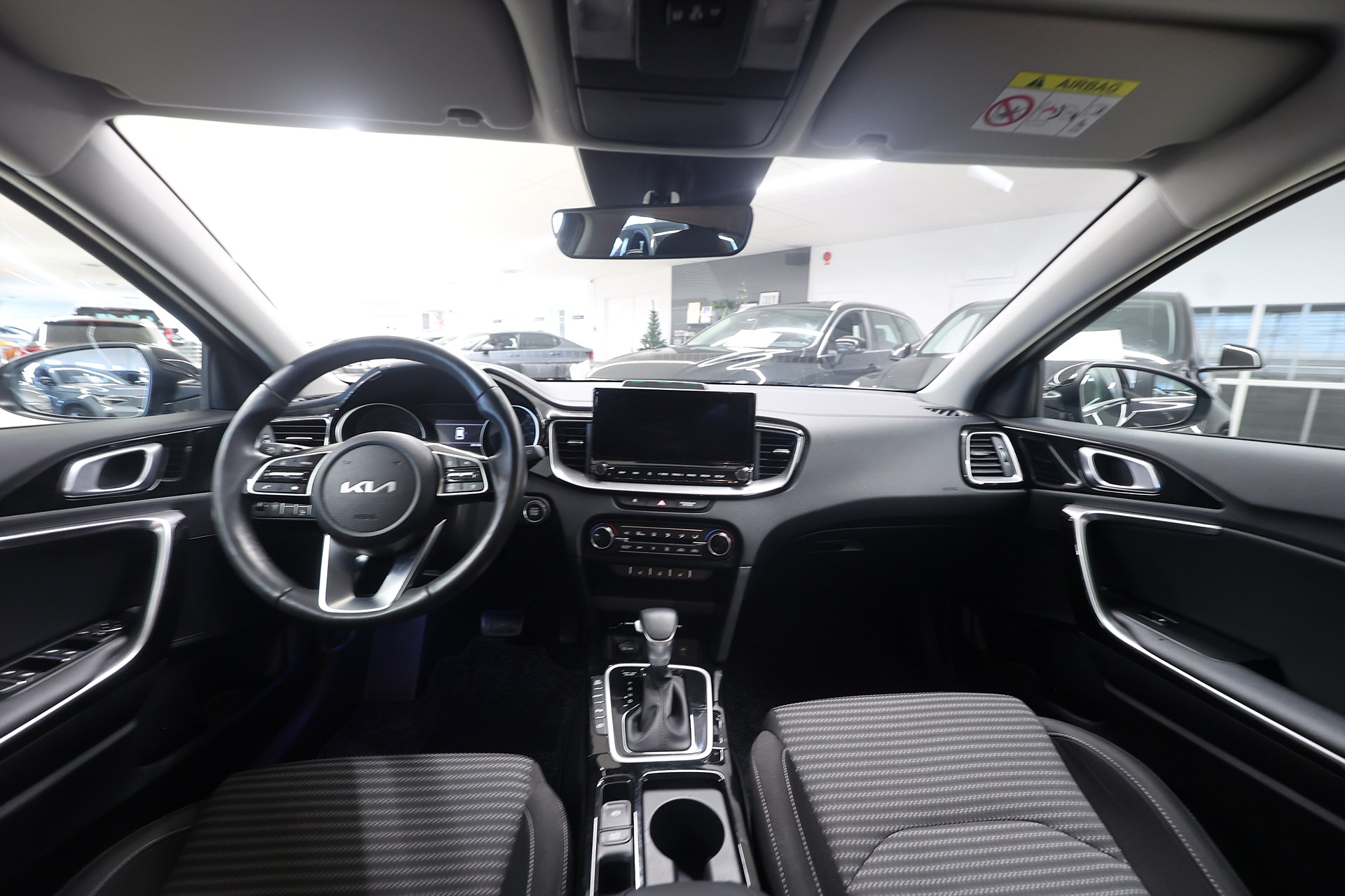 Kia Ceed SW PHEV 141hk Advance B-kamera Navi