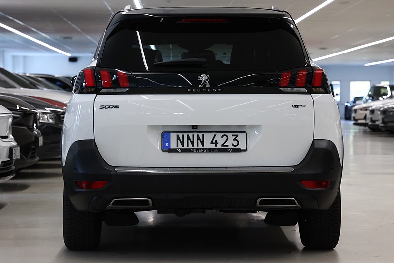 Peugeot 5008 2.0 BlueHDi 181hk *Hjulkampanj!* GT Line Focal 7-sits Drag