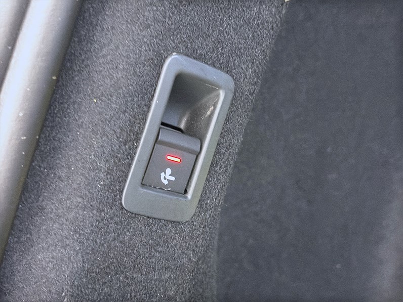 Audi Q4 40 e-tron 204hk Proline SONOS 2 Års Garanti!