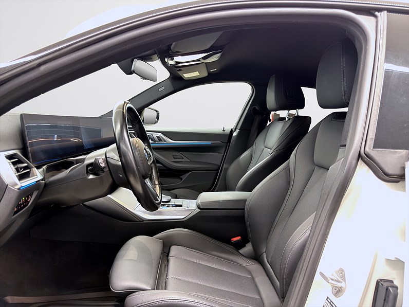BMW i4 eDrive40 340hk Helg på Moberg! M Sport H&K 360 Läder