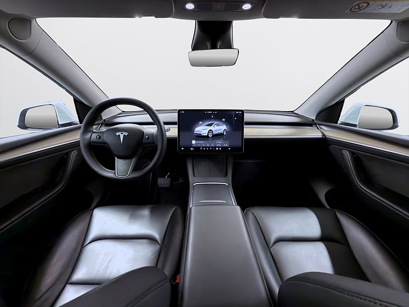 Tesla Model Y Standard Range 299hk Helg på Moberg! Pano Drag B-Kamera