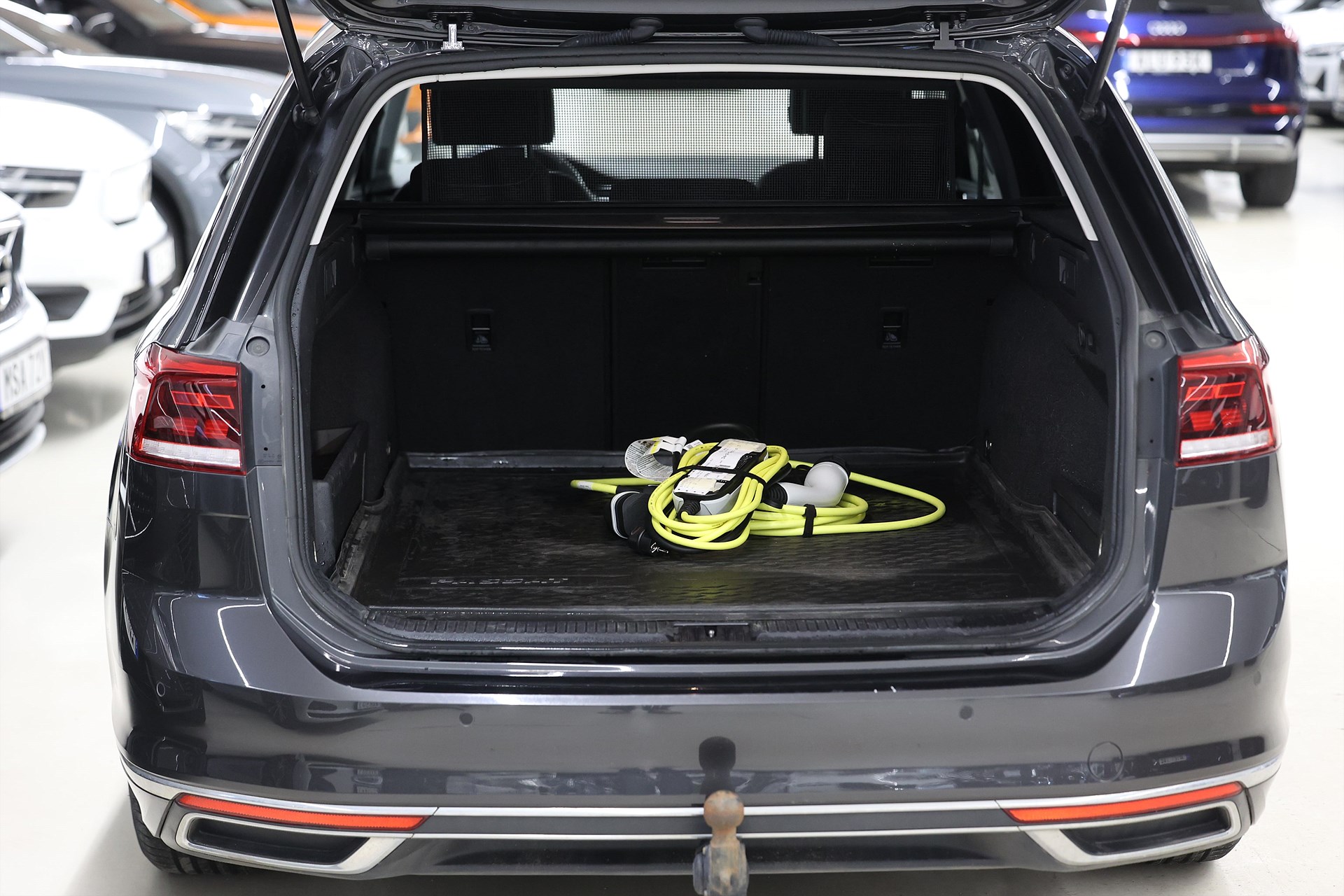 Volkswagen Passat SC 1.4 TSI 218hk *Hjulkampanj!* GTE Värmare Navi Drag MOMS