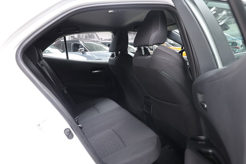 Toyota Corolla Hybrid 122hk *Hjulkampanj!* Active B-kamera