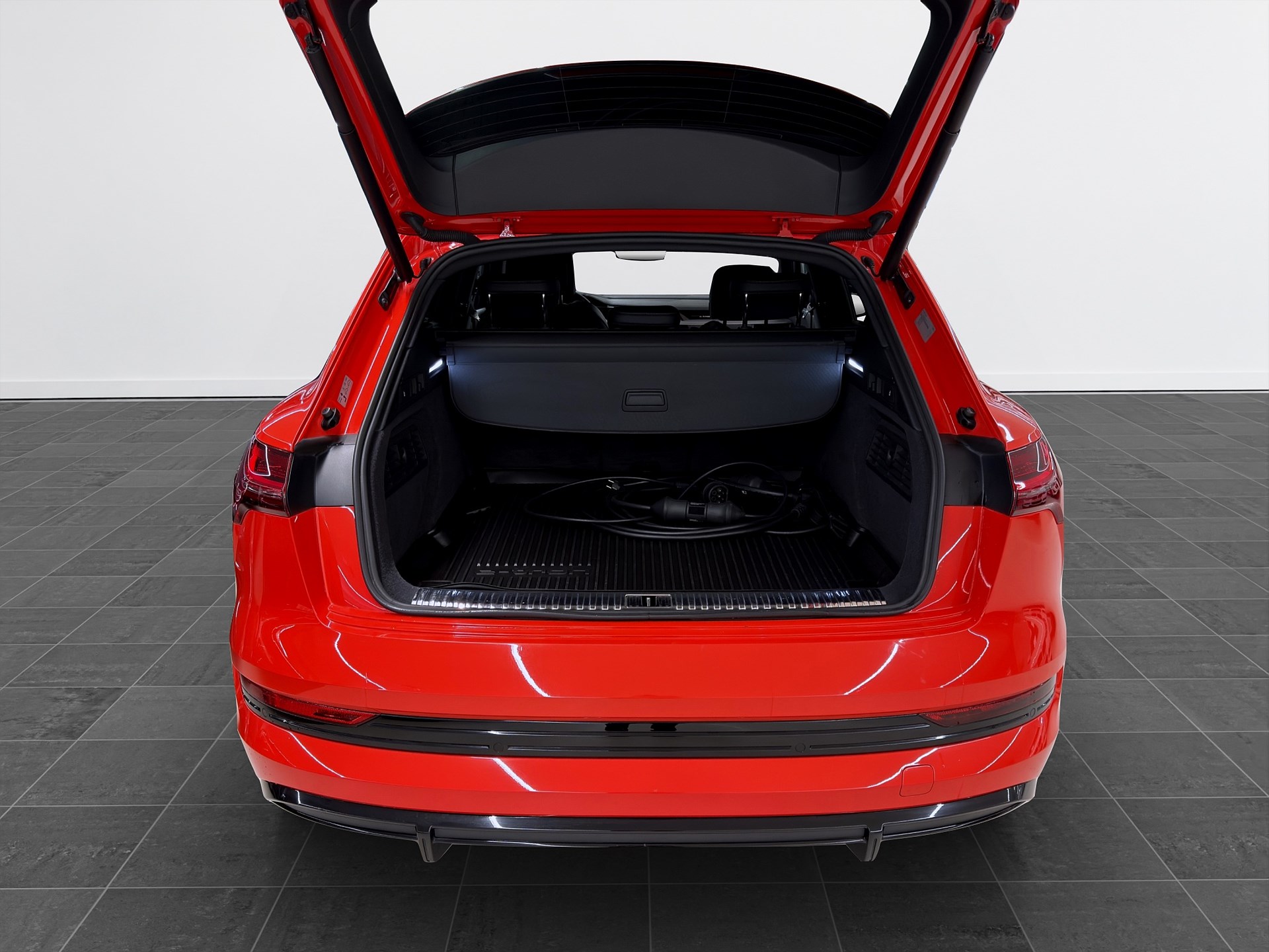 Audi e-tron 50 quattro 313hk S Line B&O 360 Pano 3D Luftfjädring