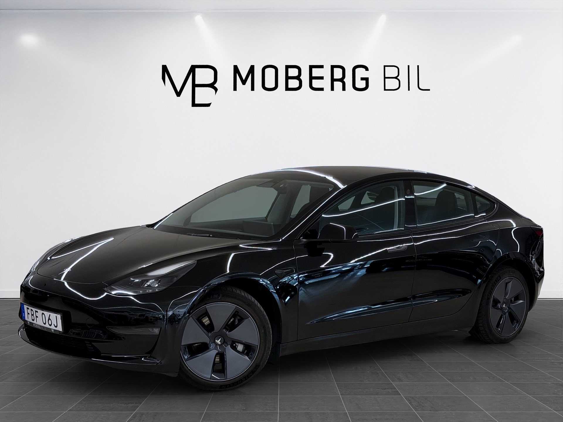 Tesla Model 3 Long Range 498hk AWD Pano Läder Navi B-Kamera