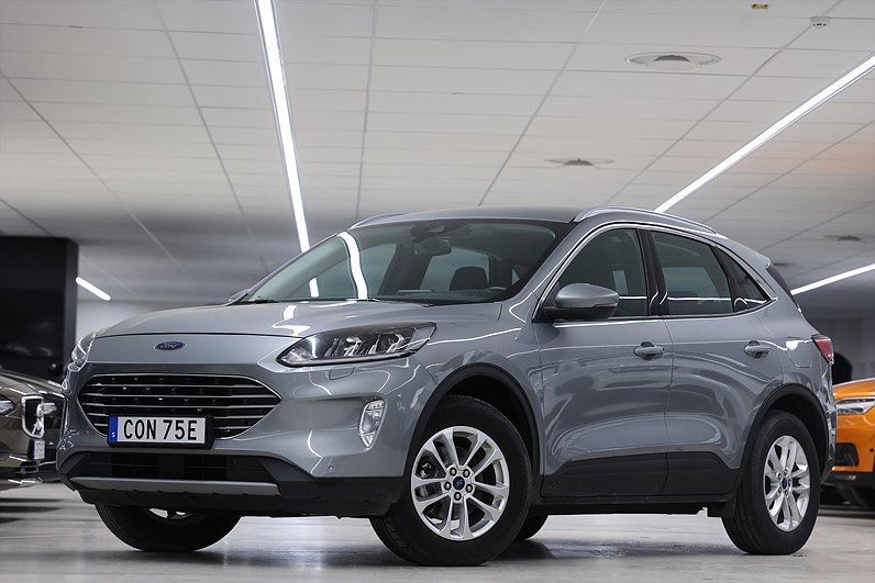 Ford Kuga Hybrid AWD 190hk *Hjulkampanj!* Sync 4 Navi B-kamera MOMS