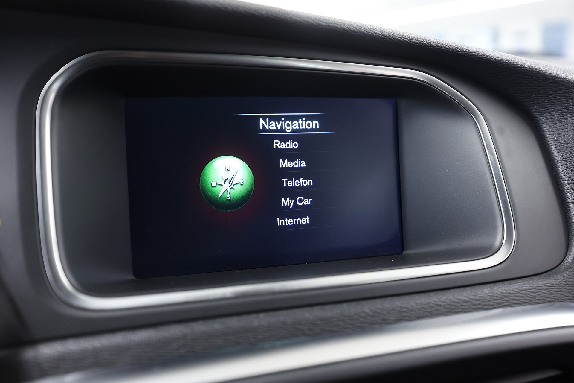 Volvo V40 D2 115hk Momentum Drag Värmare VOC PDC