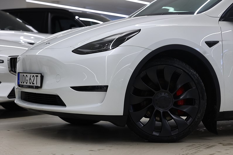 Tesla Model Y Performance 534hk *Kampanj!* Drag Pano Navi