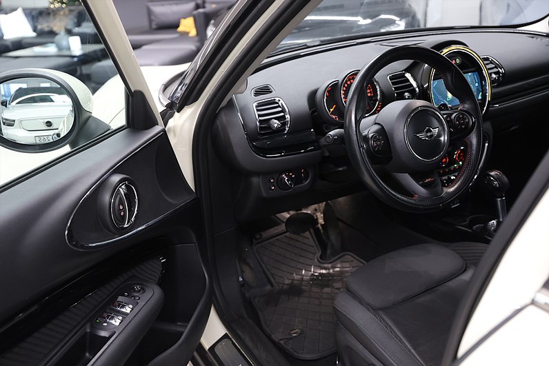 Mini Clubman Cooper SD 2.0 ALL4 190hk *Hjulkampanj!* Salt II Navi Drag