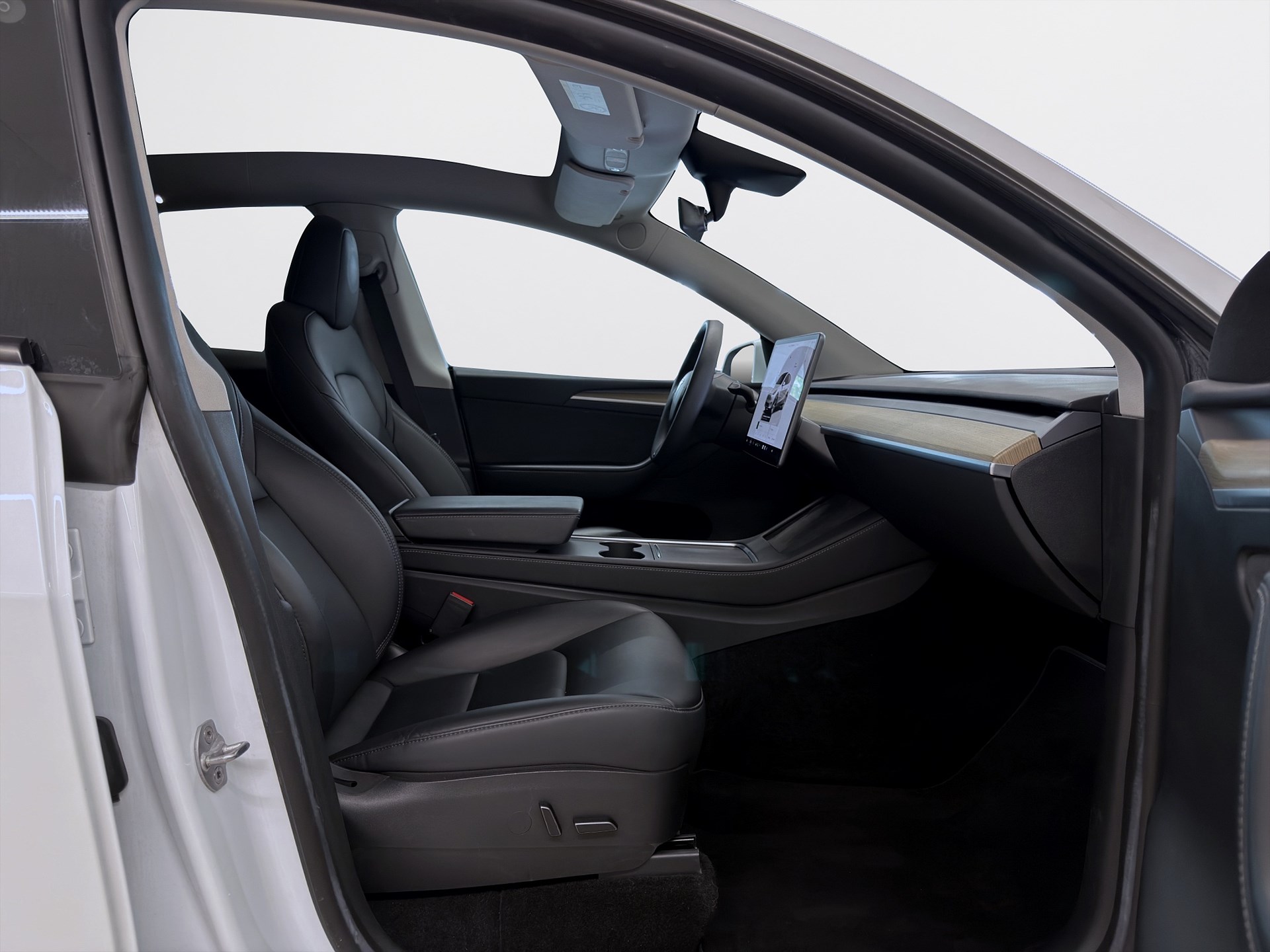 Tesla Model Y Standard Range 299hk Pano B-Kamera Drag Läder