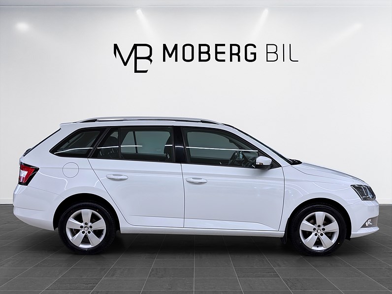 Škoda Fabia Kombi 1.2 TSI Manuell 90hk Style Pano Drag PDC