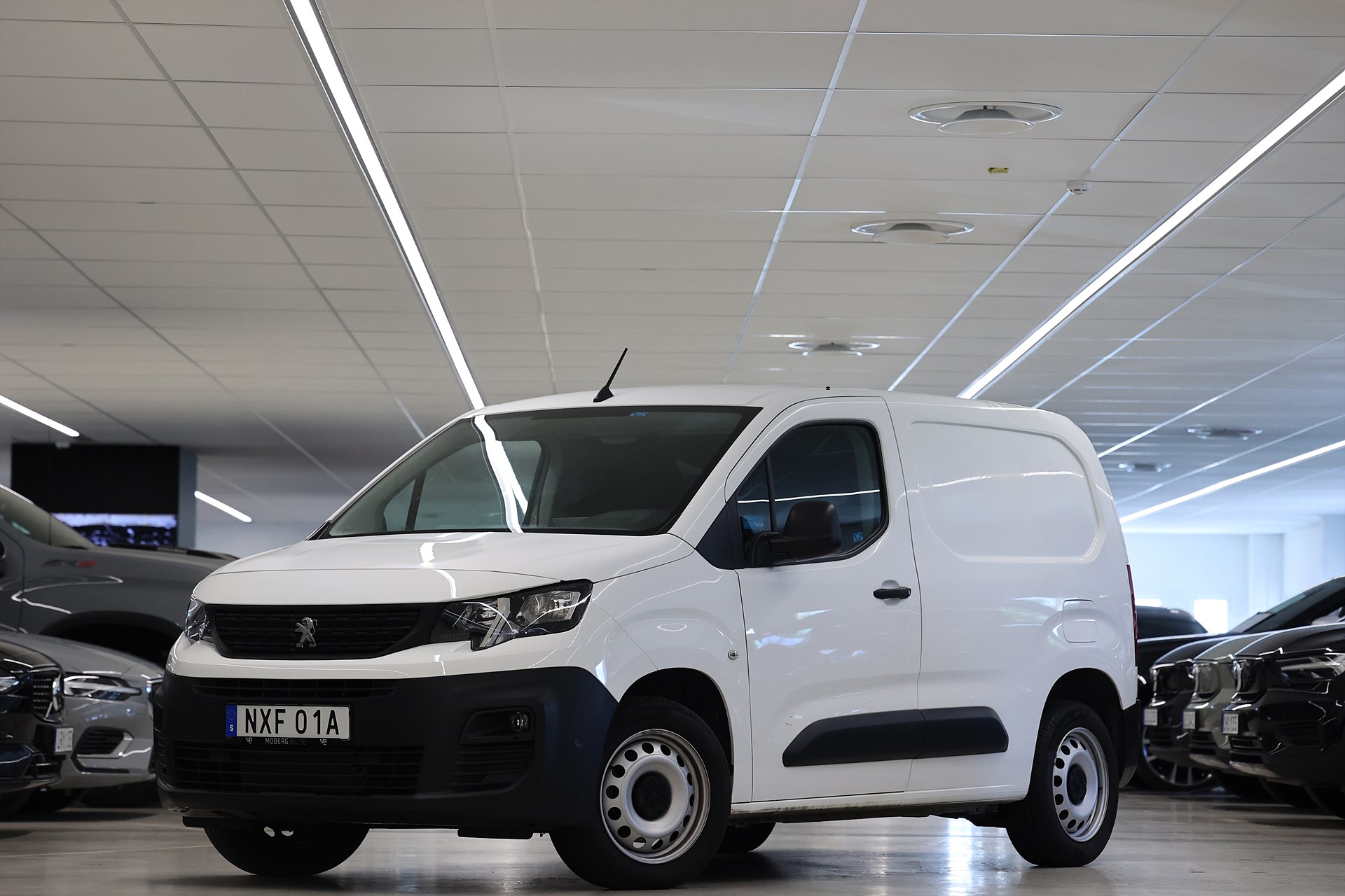 Peugeot Partner 1.5 L2 102hk V-inrett Värmare Drag MOMS