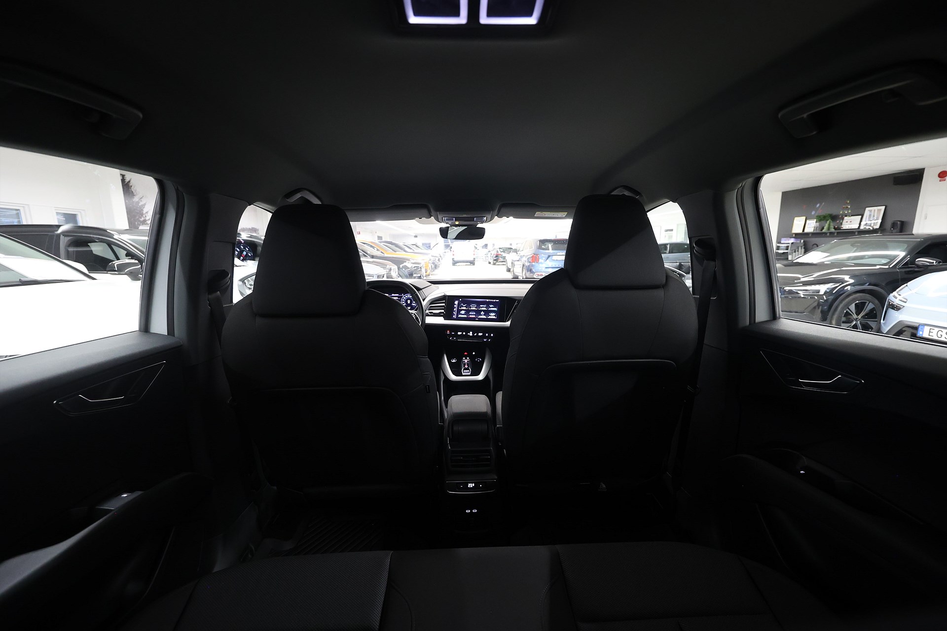 Audi Q4 40 e-tron 204hk *Hjulkampanj!* Värmare B-kamera Drag