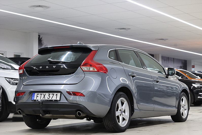 Volvo V40 D3 150hk *Hjulkampanj!* Momentum Drag Värmare
